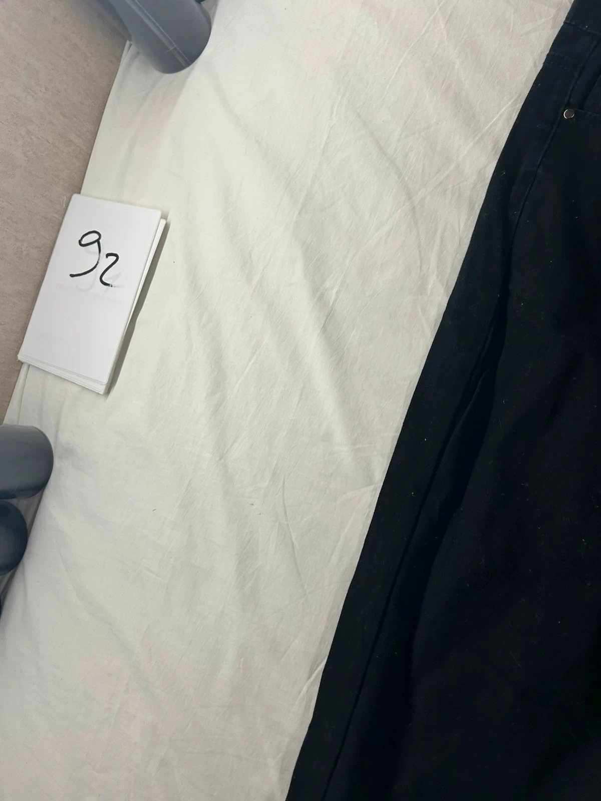 Calça jeans preta de corte reto GÉMO – photo 5